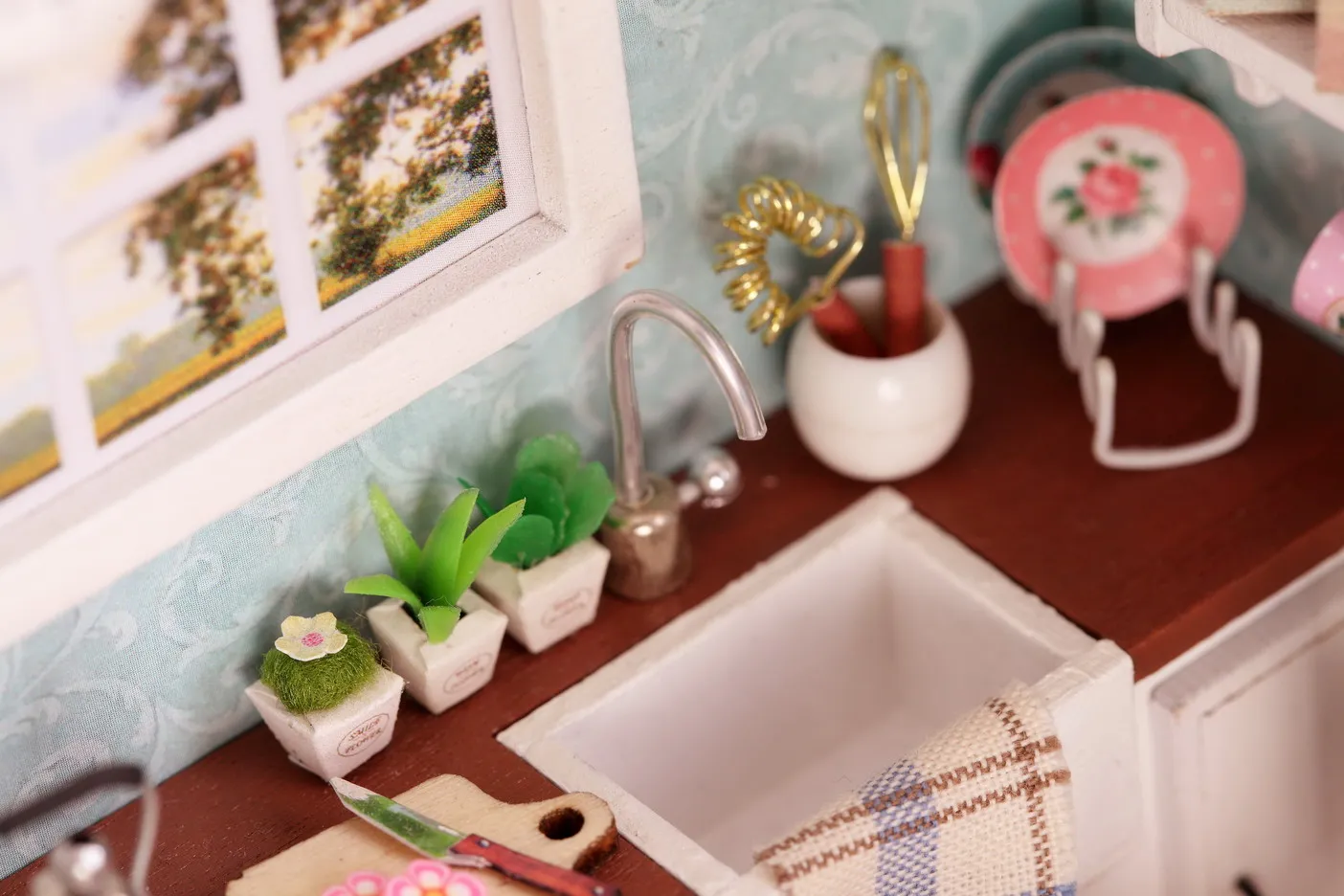 CUTE ROOM Handmade Cute Doll House Furniture Miniatura Diy Doll Houses Dollhouse Wooden Toys For Children Kids Birthday Gift
CUTE ROOM Handmade Cute Doll House Furniture Miniatura Diy Doll Houses Dollhouse Wooden Toys For Children Kids Birthday Gift