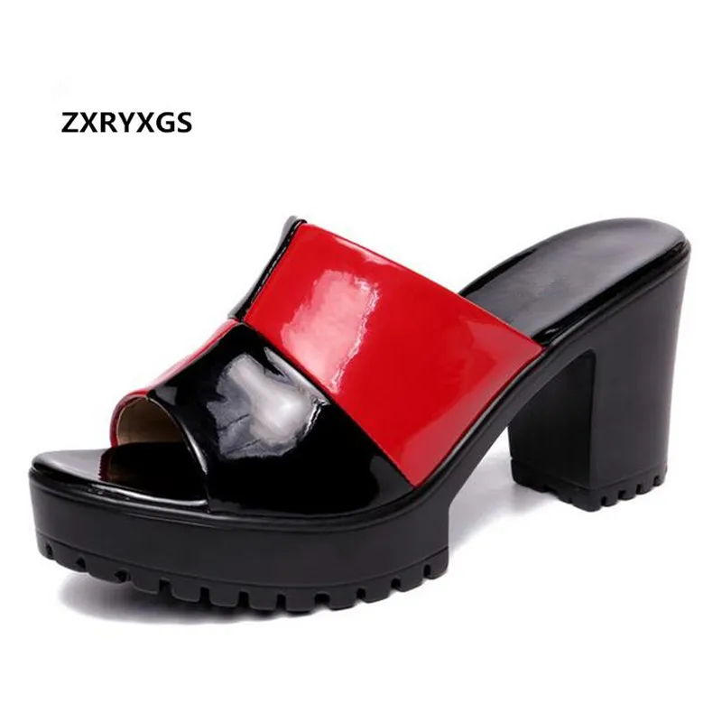 2022 Newest Mixed Colors Patent Leather Shoes Fashion Slippers Non-slip High Heels Plus Size Summer Sandals Slippers Women Shoes
2022 Newest Mixed Colors Patent Leather Shoes Fashion Slippers Non-slip High Heels Plus Size Summer Sandals Slippers Women Shoes