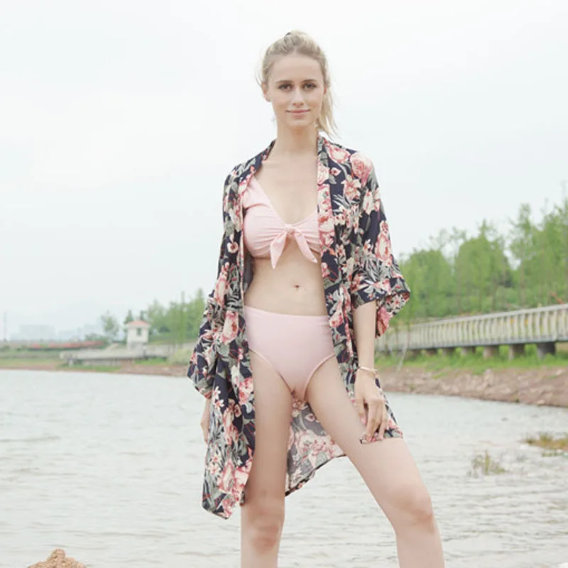New Arrival Flower Kimono Cardigan Woman Fashion Blouse Chiffon Loose Print Shirts Casual Sunscreen Beach Kimono
New Arrival Flower Kimono Cardigan Woman Fashion Blouse Chiffon Loose Print Shirts Casual Sunscreen Beach Kimono
