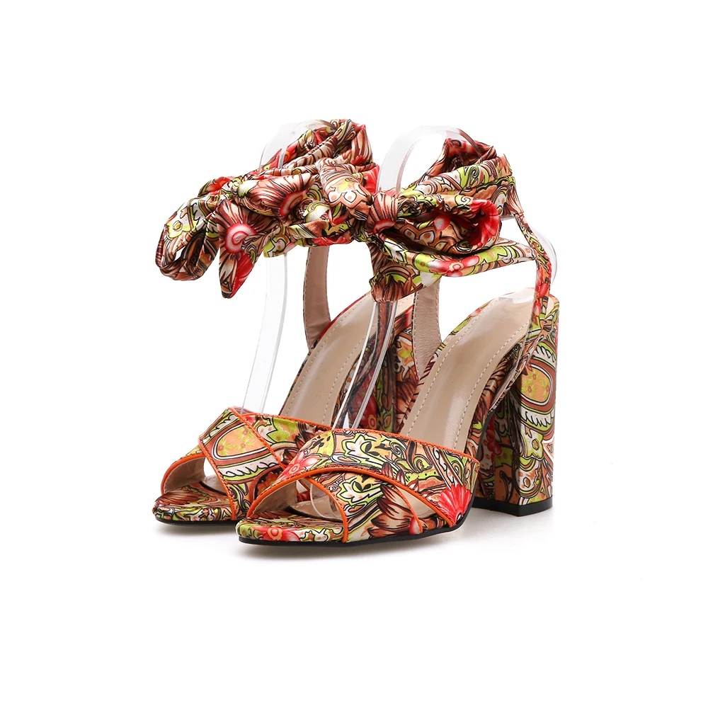 Fashion Women's Sandals 2020 Summer New Arrival Bohemian Pattern Thick High Heels Sandals Peep Toe Ankle Straps Ladies Shoes
Fashion Women's Sandals 2020 Summer New Arrival Bohemian Pattern Thick High Heels Sandals Peep Toe Ankle Straps Ladies Shoes