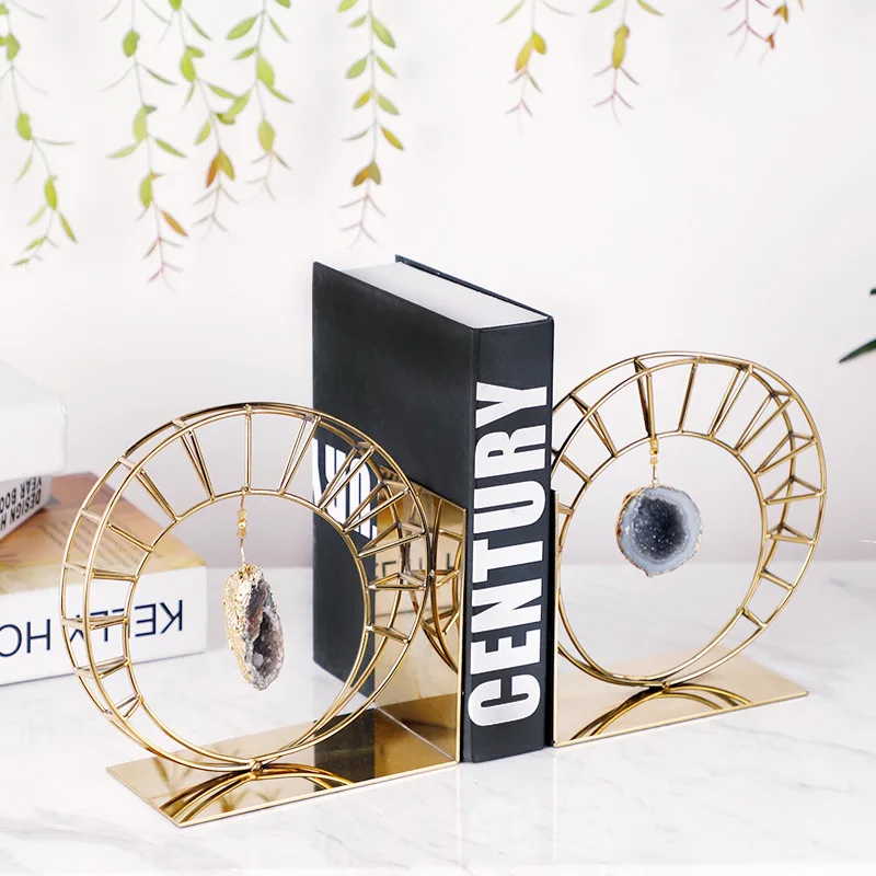 American Creative Home Book Stand Ornaments Stainless Steel Book File Home Decoration Desk Crystal Crafts 1pc
American Creative Home Book Stand Ornaments Stainless Steel Book File Home Decoration Desk Crystal Crafts 1pc
