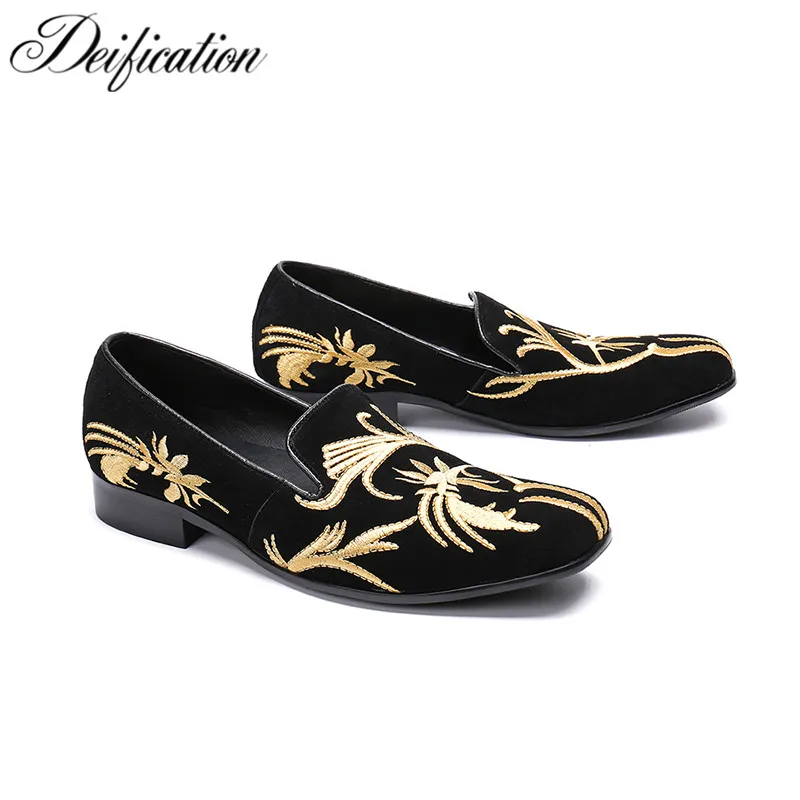 Deification Mocassin Homme Gold Flowers Embroidery Mens Loafers Driving Flats Soft Velvet Slippers Slip On Party Wedding Shoes
Deification Mocassin Homme Gold Flowers Embroidery Mens Loafers Driving Flats Soft Velvet Slippers Slip On Party Wedding Shoes