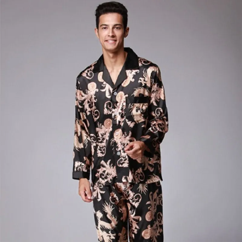 Men Silk Like Pajamas set Autumn Spring Pyjama suit Full Sleeved Chinese Traditional Printed Rayon Sleepwear + Long Pants Set
Men Silk Like Pajamas set Autumn Spring Pyjama suit Full Sleeved Chinese Traditional Printed Rayon Sleepwear + Long Pants Set