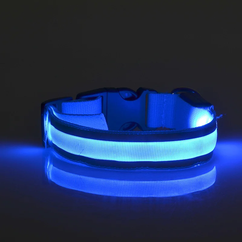 A06 Reflective pet LED collar pet dog nylong light collar light emitting collar battery version & USB rechargeable version
A06 Reflective pet LED collar pet dog nylong light collar light emitting collar battery version & USB rechargeable version