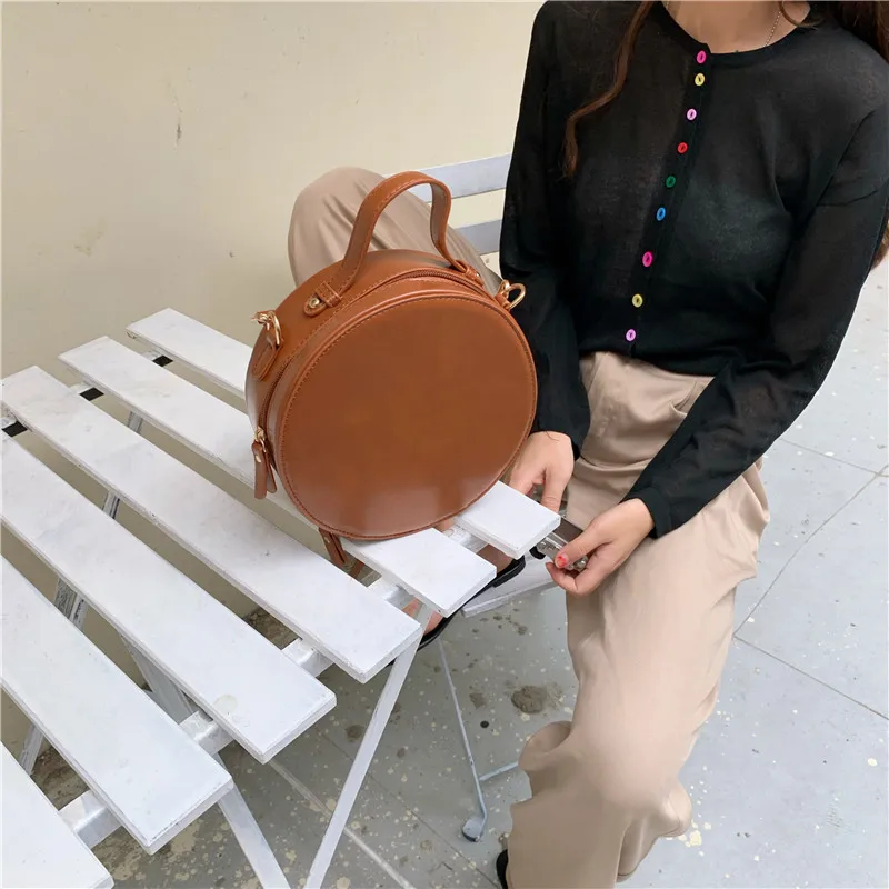 NEW Round Crossbody Bags For Women 2019 New PU Leather Messenger Shoulder Bag Chain Handbags Ladies Travel Purses and Handbag
NEW Round Crossbody Bags For Women 2019 New PU Leather Messenger Shoulder Bag Chain Handbags Ladies Travel Purses and Handbag