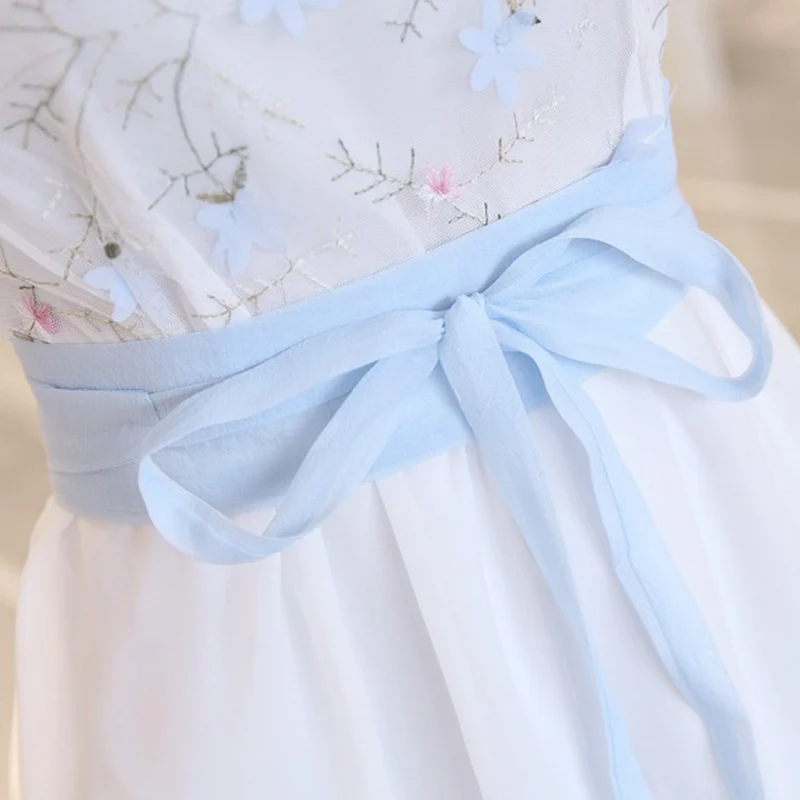 Summer elegant Chiffon Floral dress women Vintage Embroidery V-Neck A-Line dress fashion white Flare Sleeve Chiffon dress women
Summer elegant Chiffon Floral dress women Vintage Embroidery V-Neck A-Line dress fashion white Flare Sleeve Chiffon dress women