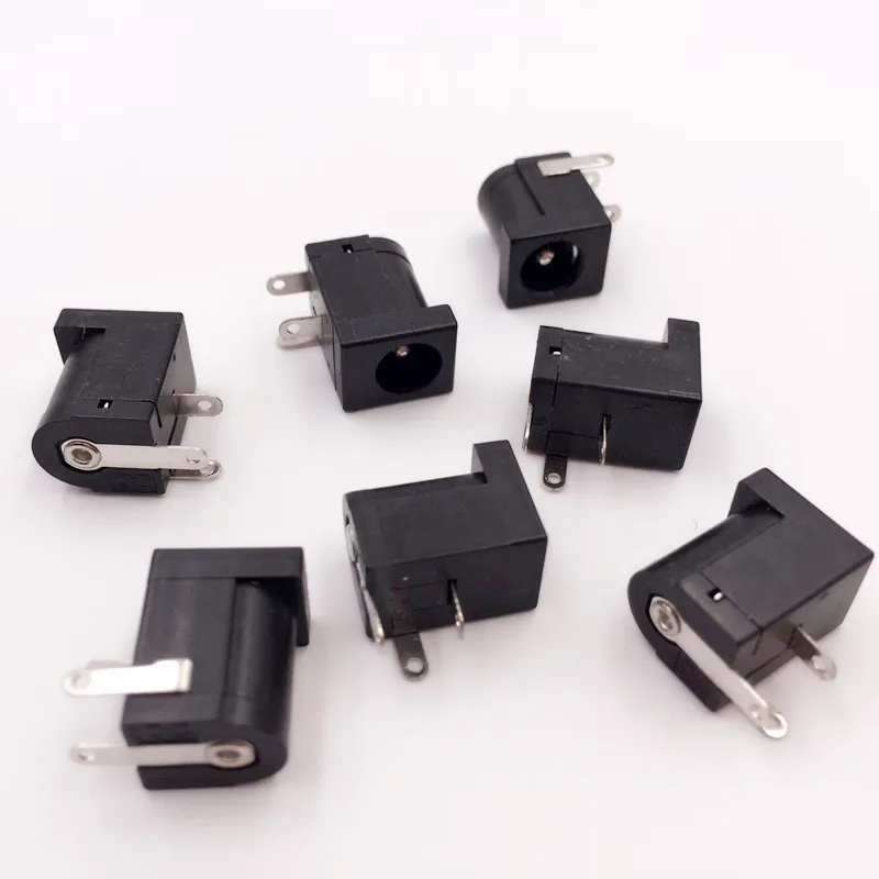 20Pcs DC-005 DC Power Jack Socket Connector DC005 5.5*2.1mm 5.5*2.1 socket Round the needle
20Pcs DC-005 DC Power Jack Socket Connector DC005 5.5*2.1mm 5.5*2.1 socket Round the needle