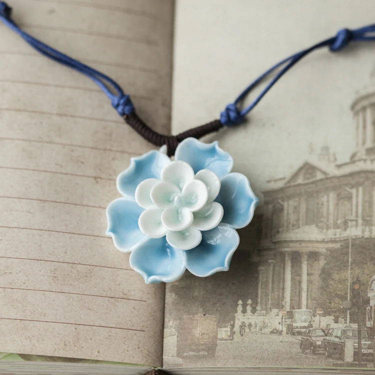 Фото Керамический цветок женские керамические классические ожерелья и подвески