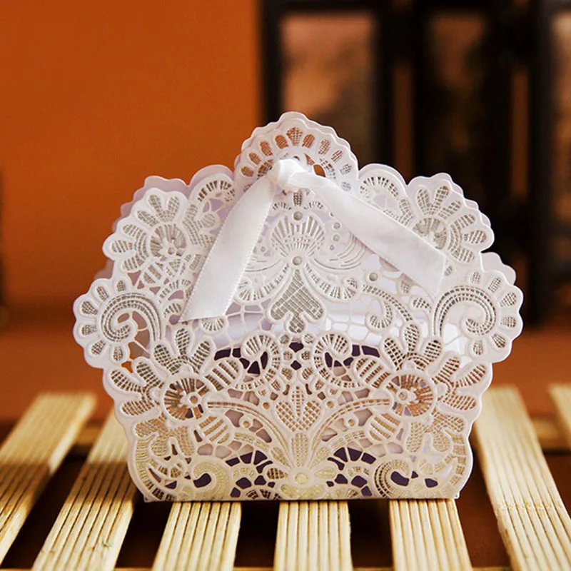 50Pcs Laser Cut Hollow Chocolate Candy Box Wedding Favors Packaging Gifts Box With Ribbons Baby Shower Party Decoration Supplies
50Pcs Laser Cut Hollow Chocolate Candy Box Wedding Favors Packaging Gifts Box With Ribbons Baby Shower Party Decoration Supplies