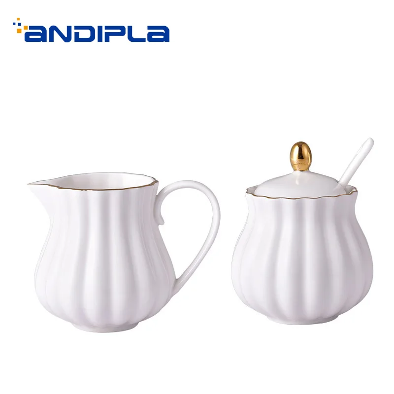 2PCS/Lot 200ml Brief Ceramic Porcelain Handle Milk Pot with Sugar Jar Kit Office Garden Afternoon Tea Teapot Home Drinkware Gift
2PCS/Lot 200ml Brief Ceramic Porcelain Handle Milk Pot with Sugar Jar Kit Office Garden Afternoon Tea Teapot Home Drinkware Gift