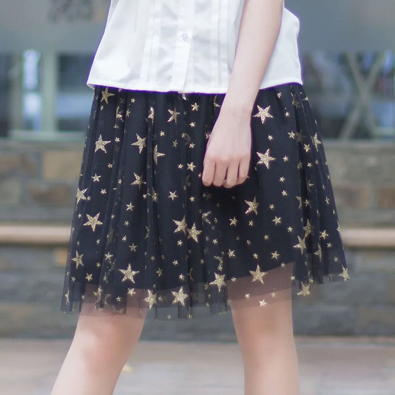 Princess sweet lolita skirts Summer and spring Gold-stamped relief star-printed black gauze skirt lovely and fashion LG099
Princess sweet lolita skirts Summer and spring Gold-stamped relief star-printed black gauze skirt lovely and fashion LG099