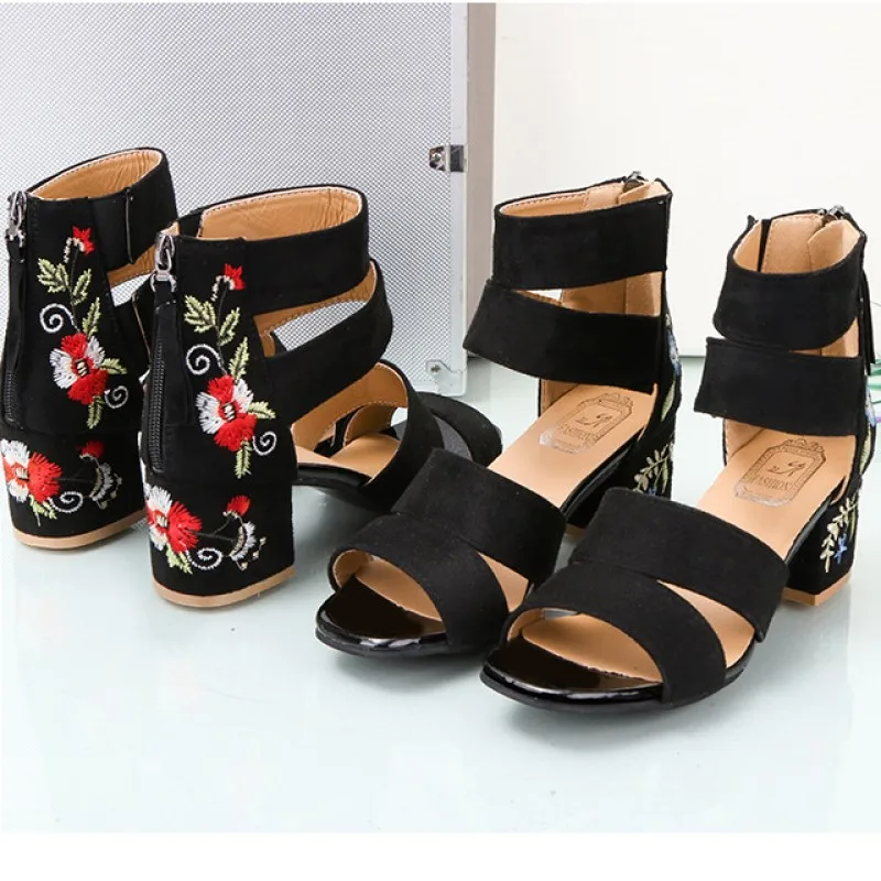 New Fashion Women Shoes Embroidery Dance Thick With Women Shoes High Heels Outdoor Sandals Beach Ladies Shoes Sandals
New Fashion Women Shoes Embroidery Dance Thick With Women Shoes High Heels Outdoor Sandals Beach Ladies Shoes Sandals