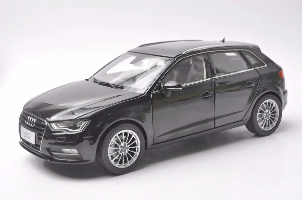 Модель литая в масштабе 1:18 для Audi A3 Sportback Black SUV игрушечный автомобиль из сплава