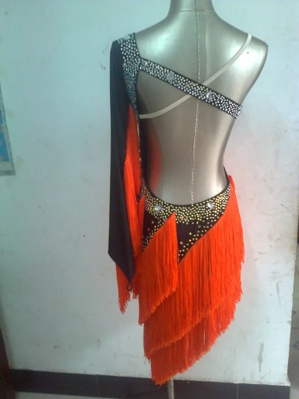 New style Latin dance costume sexy senior single sleeves tassel latin dance competition dress for lady child latin dance dress
New style Latin dance costume sexy senior single sleeves tassel latin dance competition dress for lady child latin dance dress