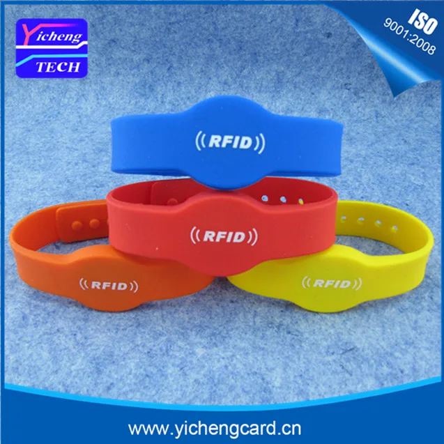 100pcs/lot Writable 125khz RFID Wristband T5577 Waterproof Silicone Watch Bracelet Copy RFID card for hotel door cards
100pcs/lot Writable 125khz RFID Wristband T5577 Waterproof Silicone Watch Bracelet Copy RFID card for hotel door cards