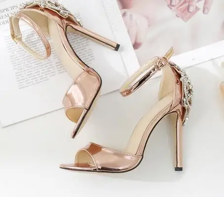 2018 women wedding shoes bling bling open toe high heels party shoes summer gladiator sandals diamond sandals thin heel shoes
2018 women wedding shoes bling bling open toe high heels party shoes summer gladiator sandals diamond sandals thin heel shoes