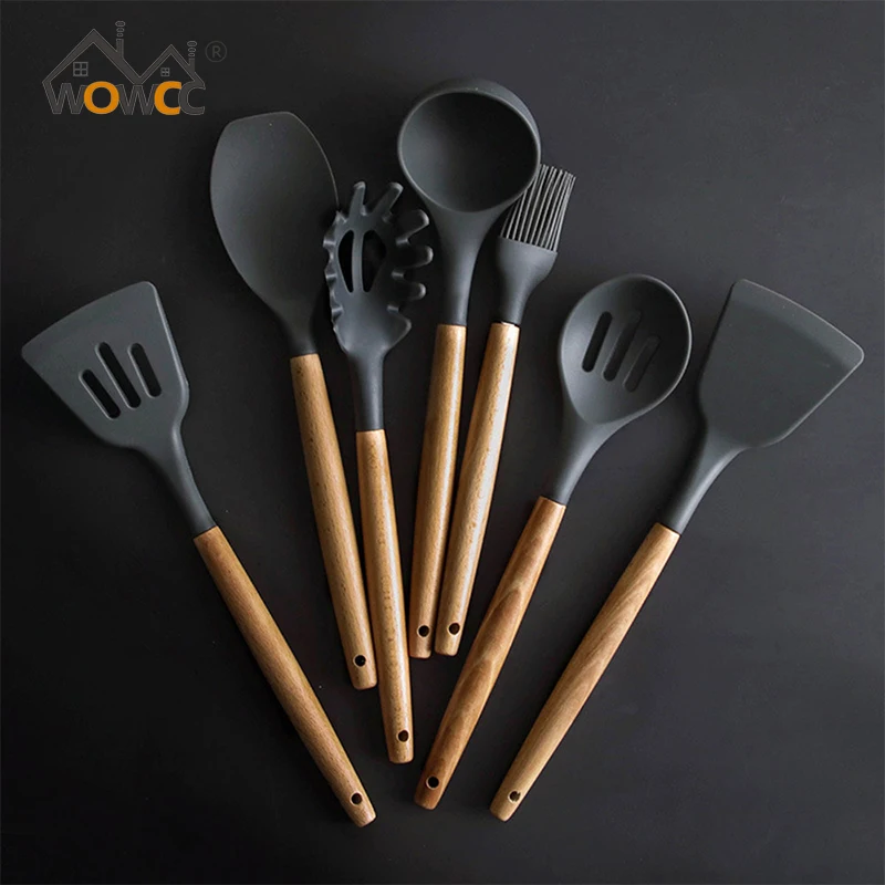 1pc Scoop Colander Silicone Spatula Kitchen Tool Cooking Utensils Shovels Tool Heat-resistant Soup Spoon Special Cooking Shovel
1pc Scoop Colander Silicone Spatula Kitchen Tool Cooking Utensils Shovels Tool Heat-resistant Soup Spoon Special Cooking Shovel