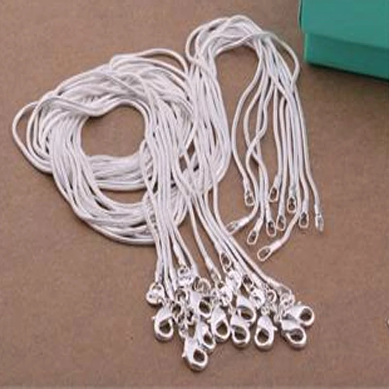 wholesale price 20pcs a lot fashion good silver jewelry women/man design 2MM Wide roll snake chain jewelry necklace chain N08
wholesale price 20pcs a lot fashion good silver jewelry women/man design 2MM Wide roll snake chain jewelry necklace chain N08