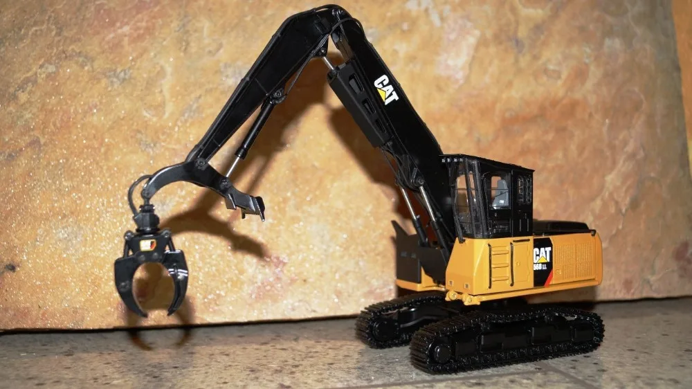 # TR40002 - Tonkin Replicas CAT 568 LL лесохозяйственная машина Caterpillar - 1:50 строительные автомобили
# TR40002 - Tonkin Replicas CAT 568 LL лесохозяйственная машина Caterpillar - 1:50 строительные автомобили