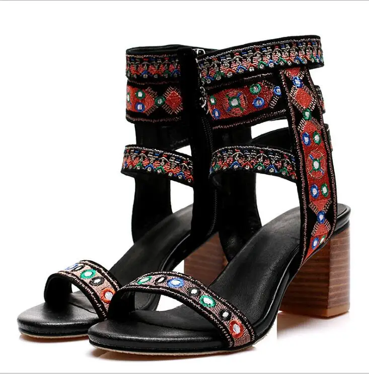 Top Quality Casual Street Style Zip Gladiator Sandals Square Heels Open Toe Women Pumps Size 35-40 Rome Sandal Footwear
Top Quality Casual Street Style Zip Gladiator Sandals Square Heels Open Toe Women Pumps Size 35-40 Rome Sandal Footwear