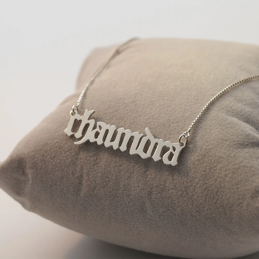 Old English Necklace 925 Solid Silver Name Necklace Box Chain With Nameplate Customized Pendent Christmas Gift
Old English Necklace 925 Solid Silver Name Necklace Box Chain With Nameplate Customized Pendent Christmas Gift