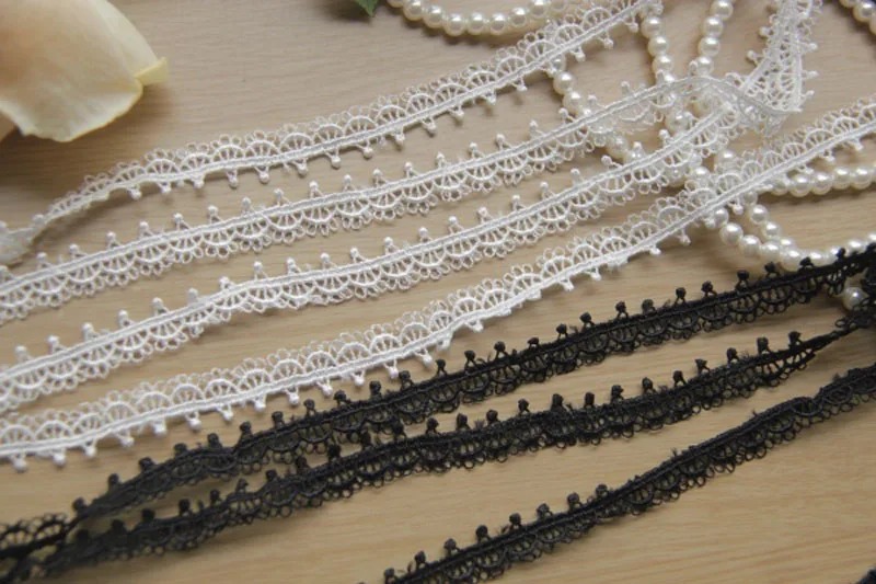30Yards White Black Polyester Embroidered Lace Trim 1.2cm Guipure Neckline Lace Water Soluble Trim for Sewing accessories
30Yards White Black Polyester Embroidered Lace Trim 1.2cm Guipure Neckline Lace Water Soluble Trim for Sewing accessories