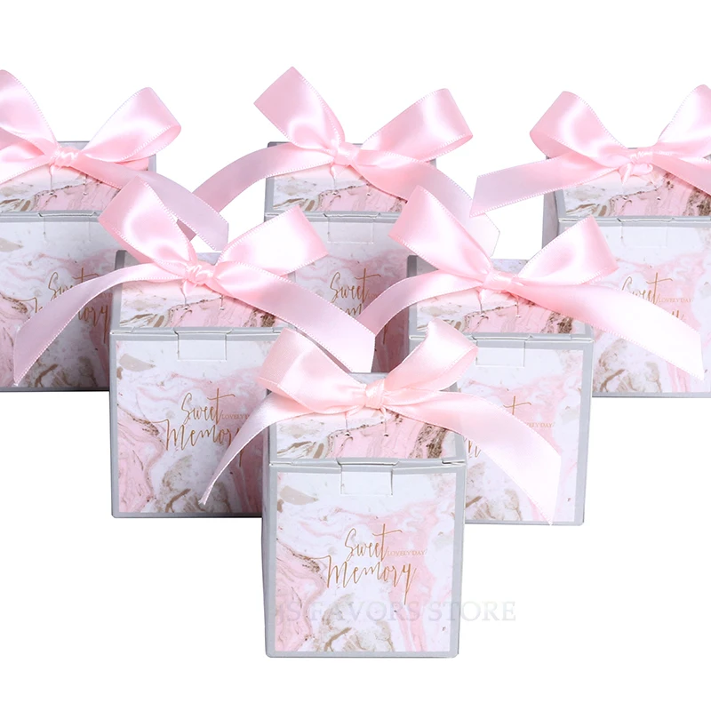 Free Shipping 50pcs ribbon Wedding favor and gifts Unique luxury pink boxes baby shower a gift for guests candy chocolate box
Free Shipping 50pcs ribbon Wedding favor and gifts Unique luxury pink boxes baby shower a gift for guests candy chocolate box