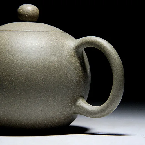 Xi Shi teapot Yixing authentic cleaning mud purple sand master all hand Zisha special wholesale
Xi Shi teapot Yixing authentic cleaning mud purple sand master all hand Zisha special wholesale