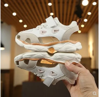 NEW girls shoes for summer Hollow breathable flat foot shoes children Pink sport sandal boys Beige girl sandals shoes
NEW girls shoes for summer Hollow breathable flat foot shoes children Pink sport sandal boys Beige girl sandals shoes