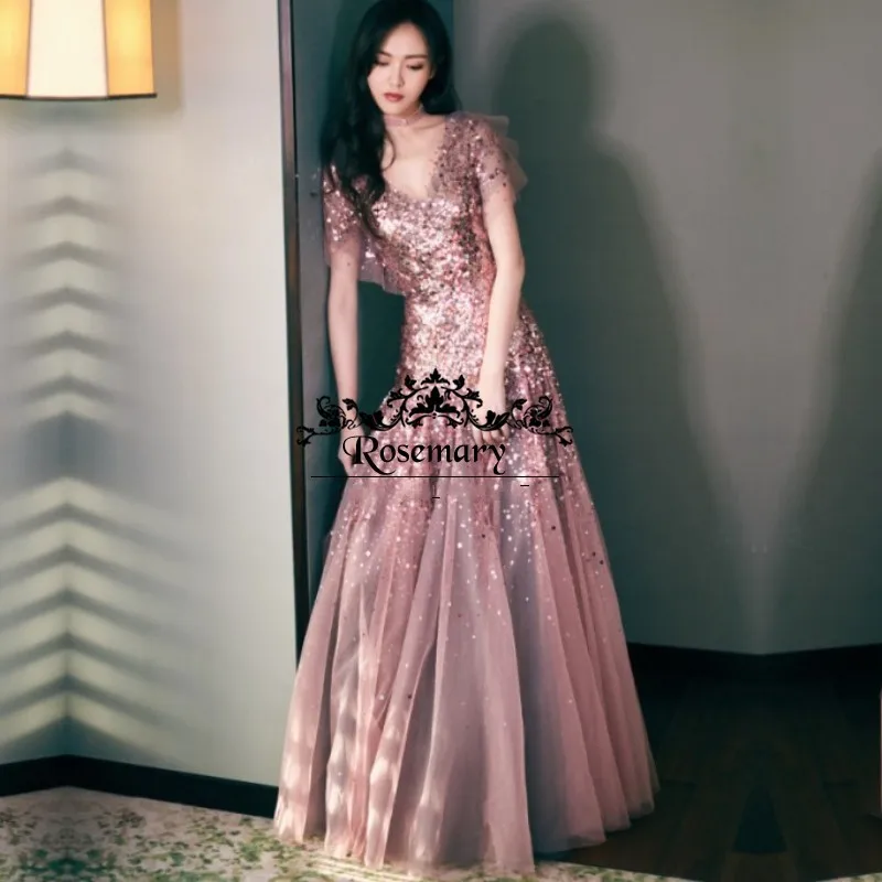 V Neck Short Sleeve Sequins Beadings Gorgeous Long Prom Dresses Real Photos Bling Bling Formal Evening Gown DQG185
V Neck Short Sleeve Sequins Beadings Gorgeous Long Prom Dresses Real Photos Bling Bling Formal Evening Gown DQG185