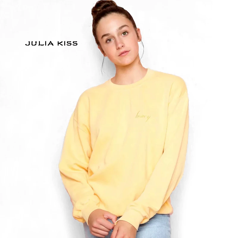 Women Relaxed Fit Blended Cotton Pullover Sweatshirt Honey Embroidery Sweatshirt
Women Relaxed Fit Blended Cotton Pullover Sweatshirt Honey Embroidery Sweatshirt