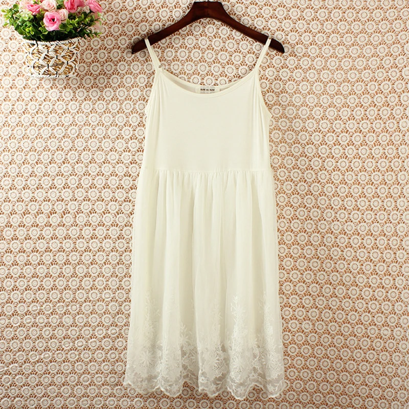 Spring Summer Women Lace Dress Spaghetti Strap Dress Sweet High Waist Solid 4 Colors Sleeveless Ladies Dresses J011
Spring Summer Women Lace Dress Spaghetti Strap Dress Sweet High Waist Solid 4 Colors Sleeveless Ladies Dresses J011