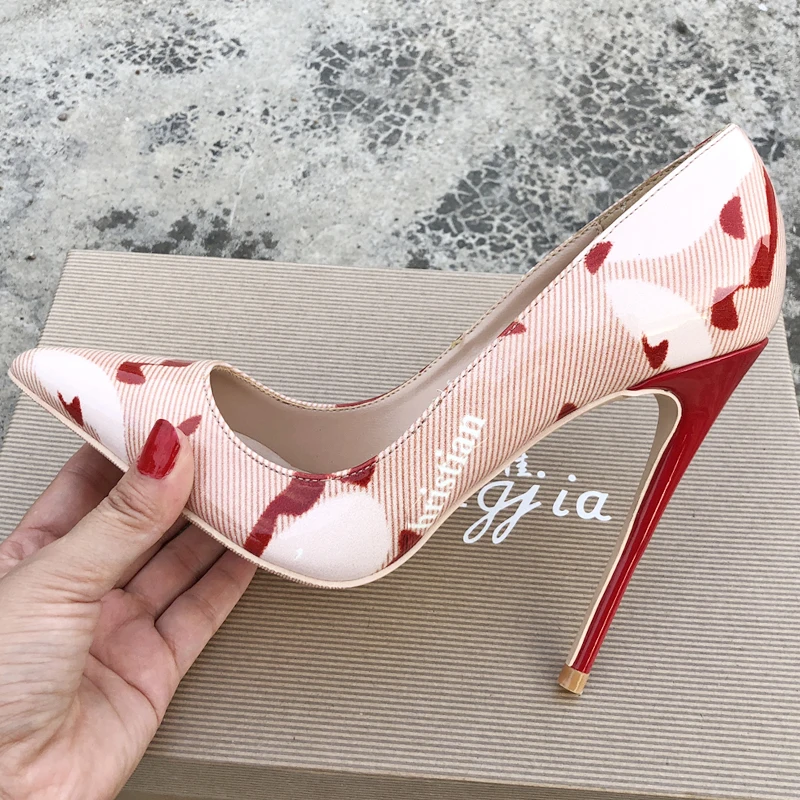 Fashion free shipping Women lady Patent Graffiti PRINT LEATHER Poined Toe Stiletto high heel pump HIGH-HEELED SHOES Wedding
Fashion free shipping Women lady Patent Graffiti PRINT LEATHER Poined Toe Stiletto high heel pump HIGH-HEELED SHOES Wedding