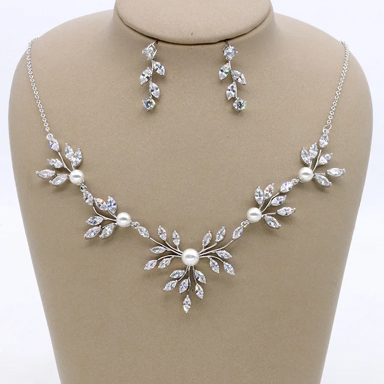 SLBRIDAL Copper Wedding Cubic Zircon Jewelry Set Bridal CZ Necklace Earring Set Banquet Party Jewelry Set Bridesmaids Jewelry
SLBRIDAL Copper Wedding Cubic Zircon Jewelry Set Bridal CZ Necklace Earring Set Banquet Party Jewelry Set Bridesmaids Jewelry