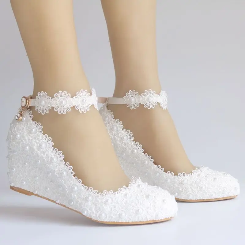 5CM wedges middle heel lace shoes woman bridal ankle straps white lace pearls wedding shoes NQ171 bride girls ladies party shoe
5CM wedges middle heel lace shoes woman bridal ankle straps white lace pearls wedding shoes NQ171 bride girls ladies party shoe