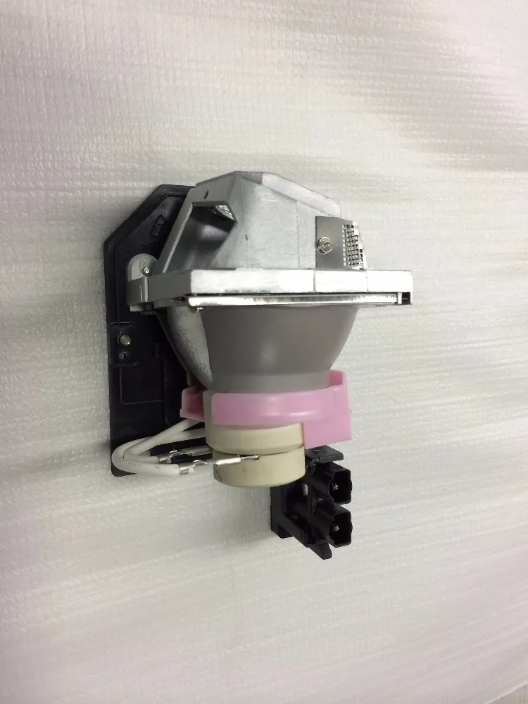 HAPPPYBATE EC.K0100.001 Compatible Lamp with Housing for X110/X1161/X1161-3D/X1161A/X1161N/X1261/X1261N
HAPPPYBATE EC.K0100.001 Compatible Lamp with Housing for X110/X1161/X1161-3D/X1161A/X1161N/X1261/X1261N