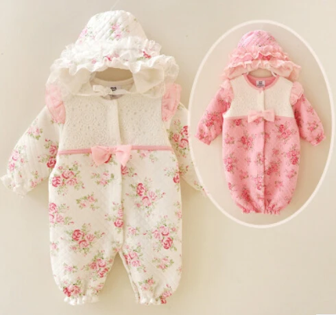thicken Baby suit clothes Sleeping Bag girl princess formal dress infant party newborn baby rompers jumpsuit +hat 2pcs
thicken Baby suit clothes Sleeping Bag girl princess formal dress infant party newborn baby rompers jumpsuit +hat 2pcs