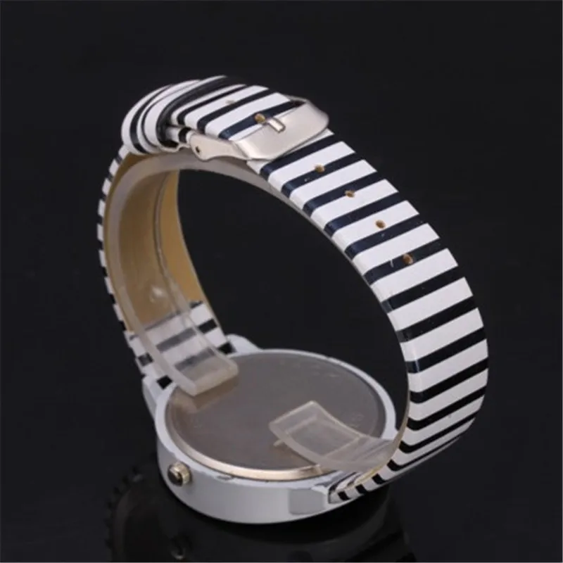 2018 New Fashion Cartoon Watch Multi-Color Leather Casual Style Wristwatches Best Gift for Girl Lady Saat Reloj Mujer
2018 New Fashion Cartoon Watch Multi-Color Leather Casual Style Wristwatches Best Gift for Girl Lady Saat Reloj Mujer