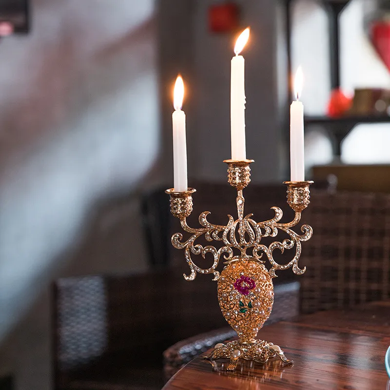 Crystal Craft Candlestick Vintage European Classical Carving Baroque Western Restaurant Decorative Candlestick
Crystal Craft Candlestick Vintage European Classical Carving Baroque Western Restaurant Decorative Candlestick