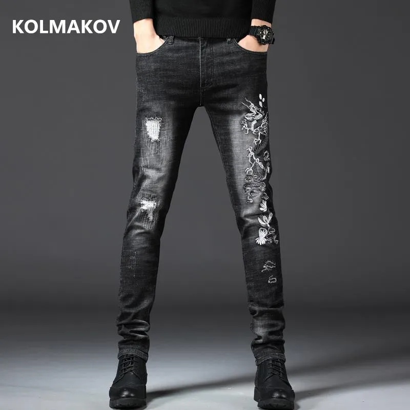 2019 New style Mens Denim Jeans Embroidery Full Length Pants with Slim fit Pants for Man Fashion Classic black Men's Jeans
2019 New style Mens Denim Jeans Embroidery Full Length Pants with Slim fit Pants for Man Fashion Classic black Men's Jeans