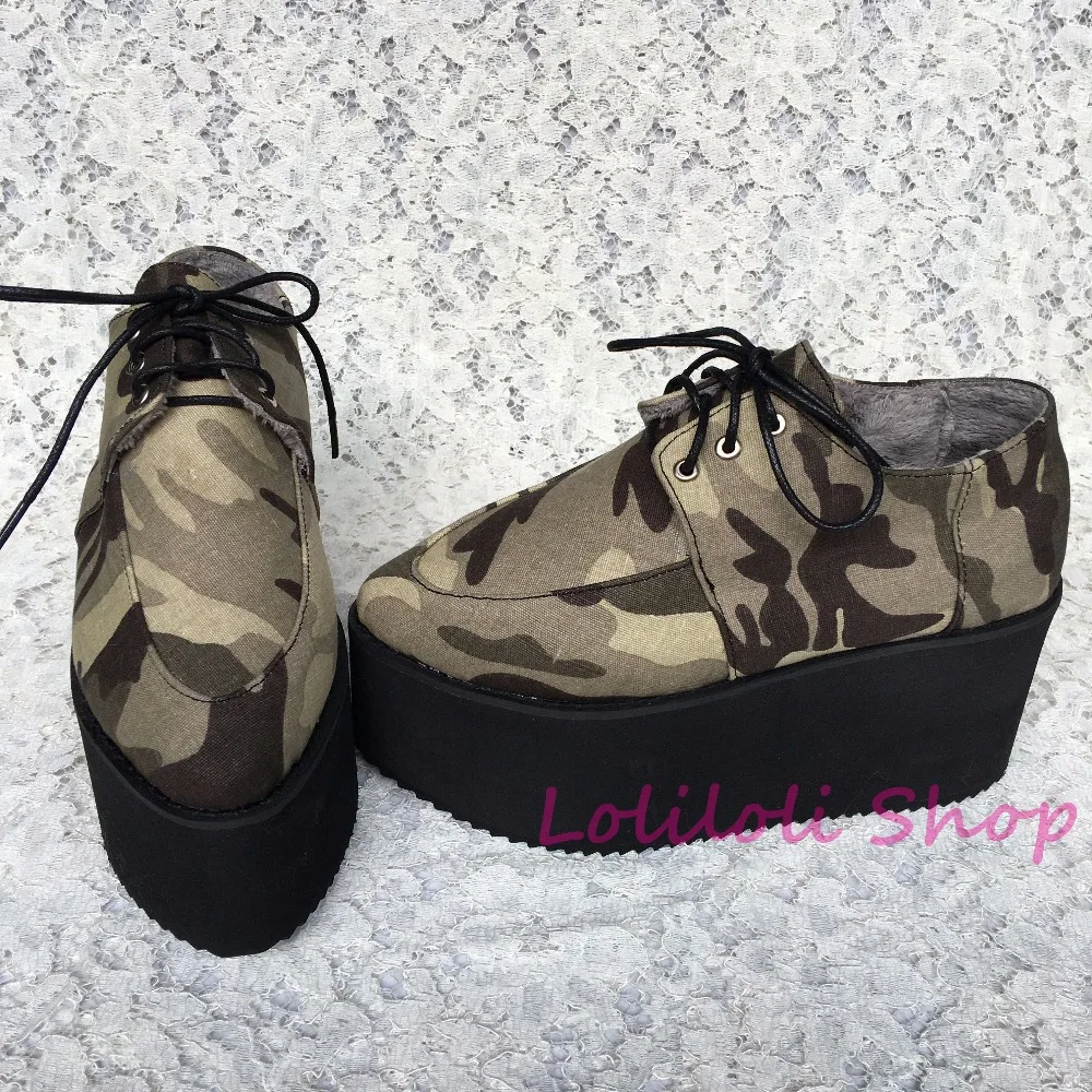 Punk shoes Big shoes, black lace up shoes custom shaped cake leisure shoes with custom an1304-6 camouflage
Punk shoes Big shoes, black lace up shoes custom shaped cake leisure shoes with custom an1304-6 camouflage