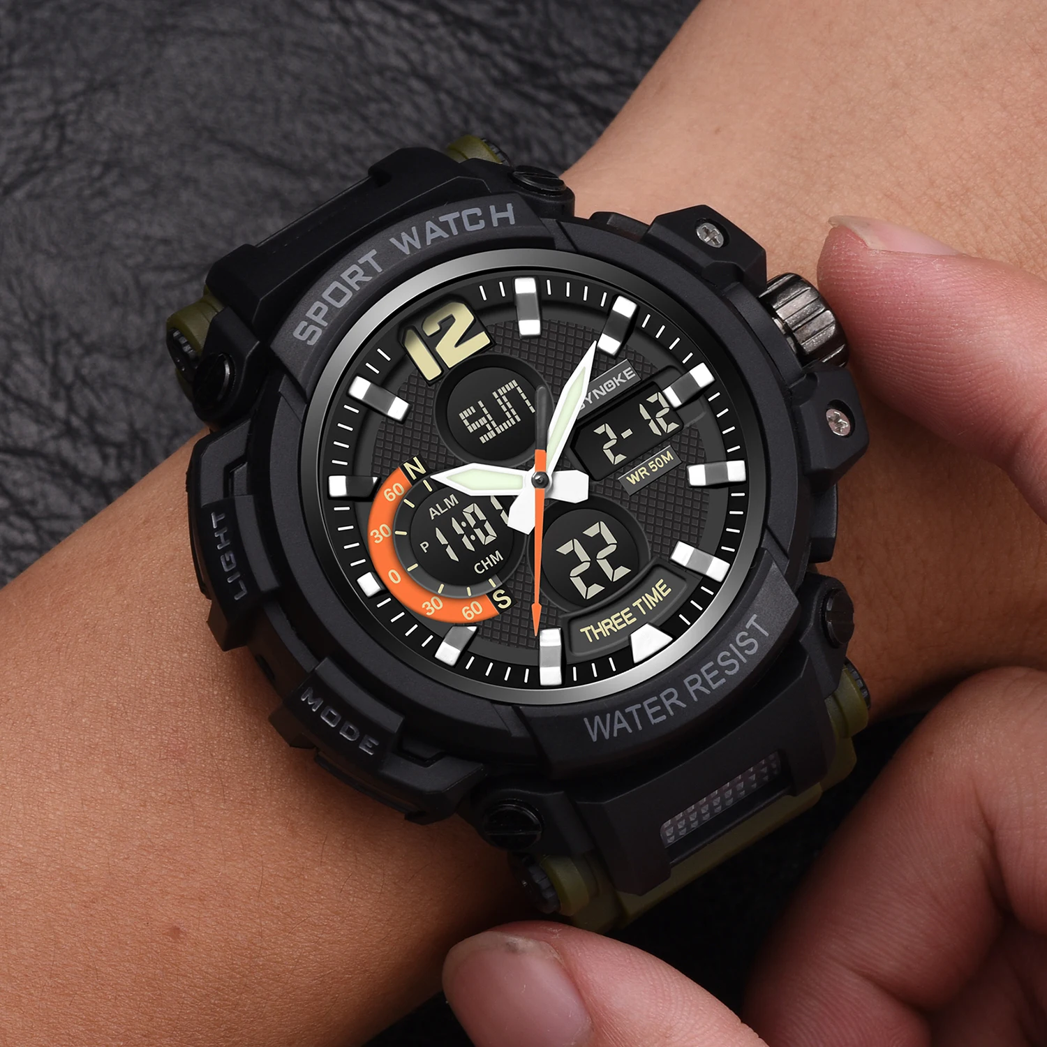 SYNOKE Sports Watch Men 50M Waterproof Shock Military Watches Mens Luxury Brand Dual Display Electronic Wristwatch Montre Homme
SYNOKE Sports Watch Men 50M Waterproof Shock Military Watches Mens Luxury Brand Dual Display Electronic Wristwatch Montre Homme