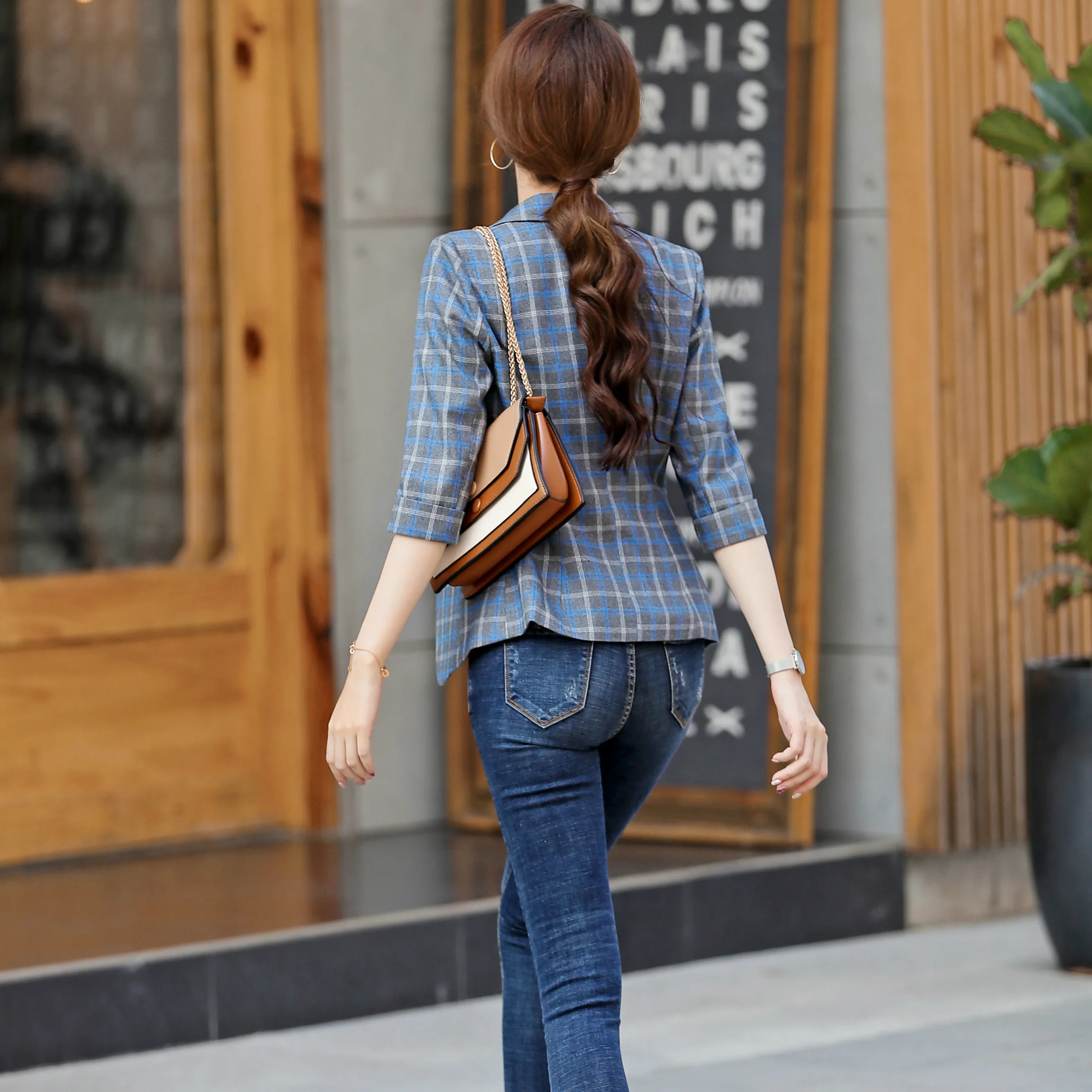 Spring Summer Coat Women 2019 Fashion Casual Blazer 3/4 Sleeve Plaid Suit Single Button Chic Blazers Suits Female
Spring Summer Coat Women 2019 Fashion Casual Blazer 3/4 Sleeve Plaid Suit Single Button Chic Blazers Suits Female