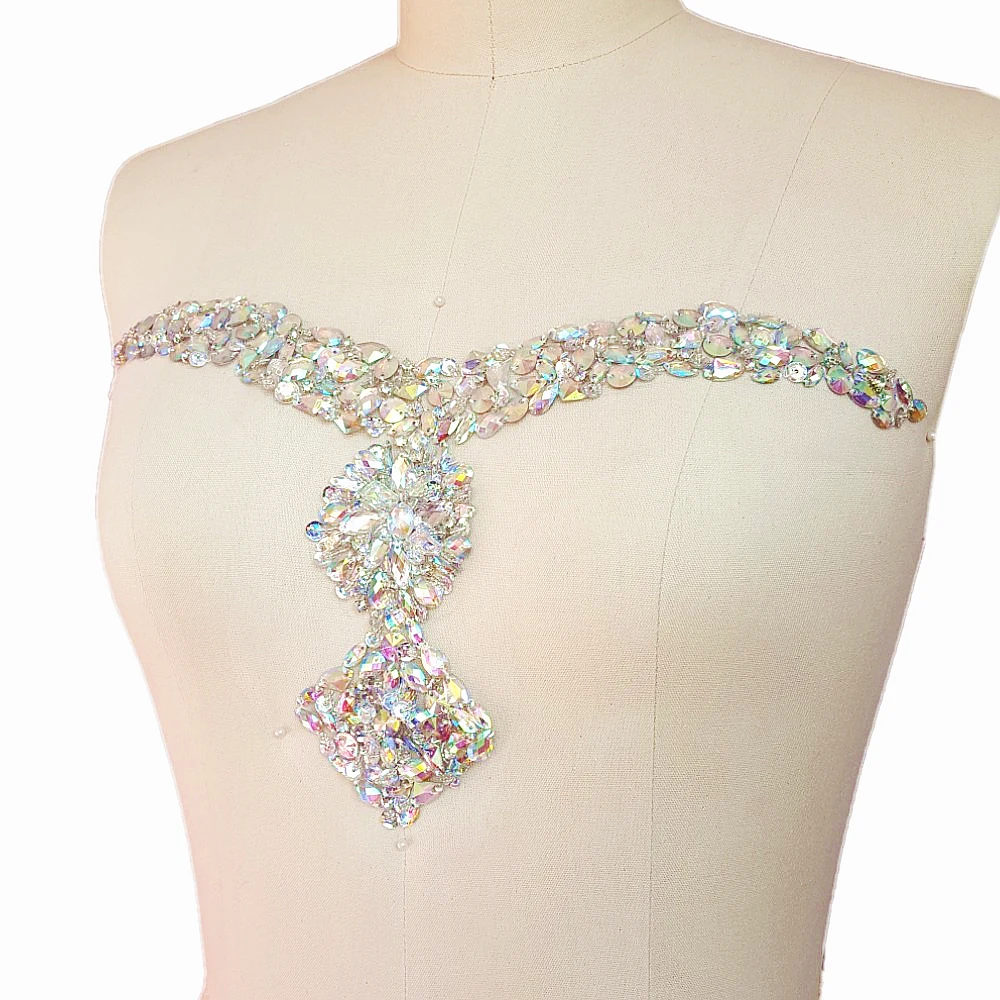 3D Handmade Sew on Wedding Appliqued AB Women Clothes Appliques Patches For AB Clothing Chest Decoration Show Girl Diy Gown Prom
3D Handmade Sew on Wedding Appliqued AB Women Clothes Appliques Patches For AB Clothing Chest Decoration Show Girl Diy Gown Prom