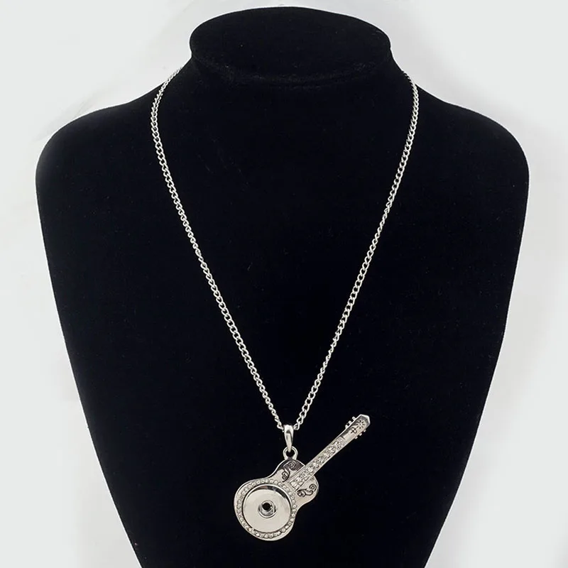Guitar 176 Carvings 18mm Snap Buttons Necklaces & Pendants Silver Plated Statement Necklace For Women DIY Jewelry gift
Guitar 176 Carvings 18mm Snap Buttons Necklaces & Pendants Silver Plated Statement Necklace For Women DIY Jewelry gift