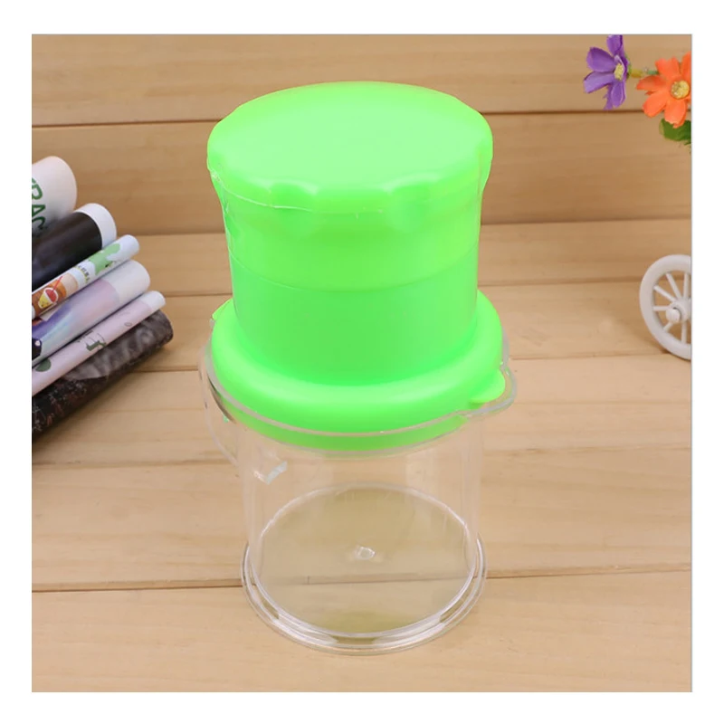 400ml multi-function juicer dual use manual juicer lemon orange juicer Color random
400ml multi-function juicer dual use manual juicer lemon orange juicer Color random