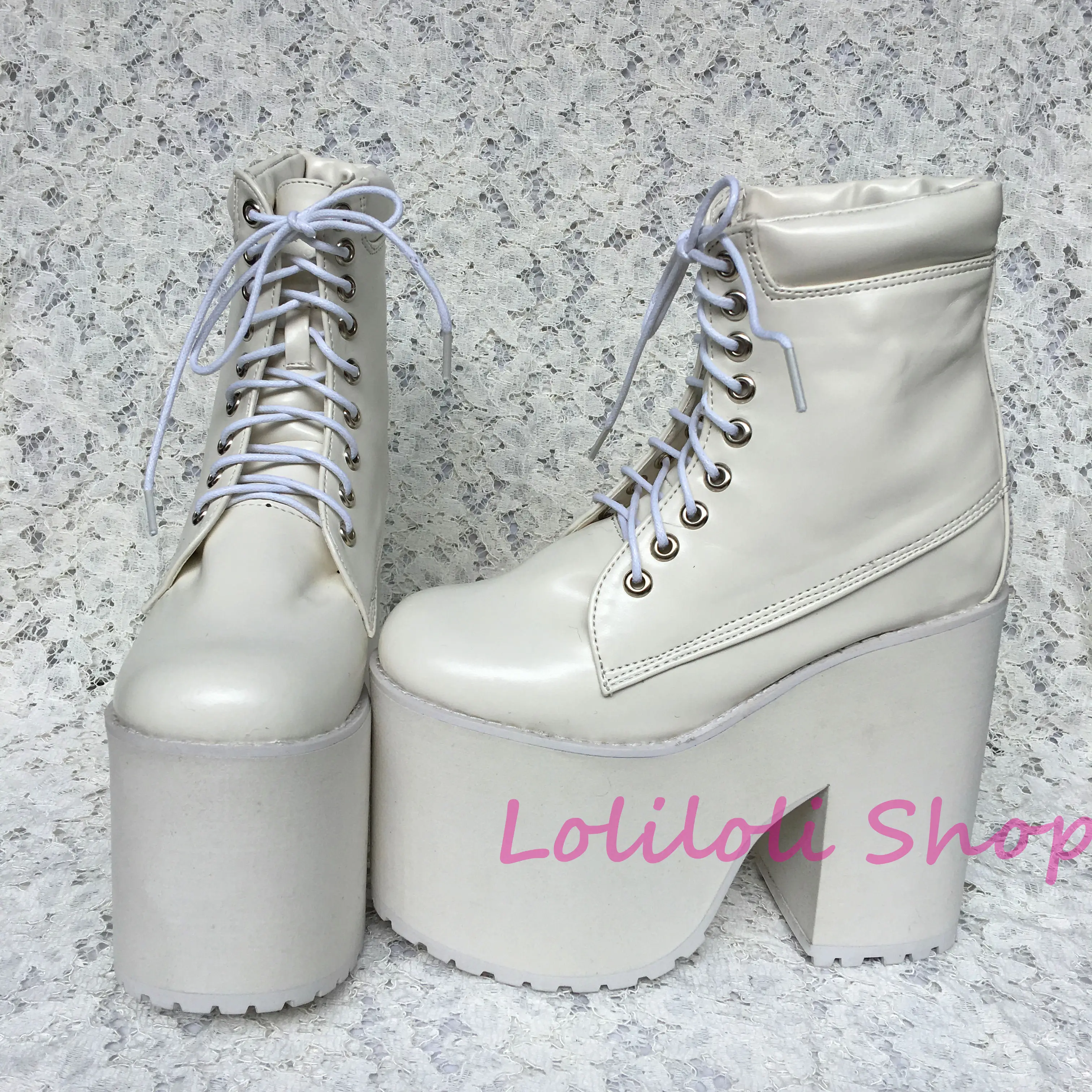 Princess sweet lolita shoes Lolilloliyoyo antaina Japanese design custom white bright skin cross lacing thick heel boots 5195n
Princess sweet lolita shoes Lolilloliyoyo antaina Japanese design custom white bright skin cross lacing thick heel boots 5195n