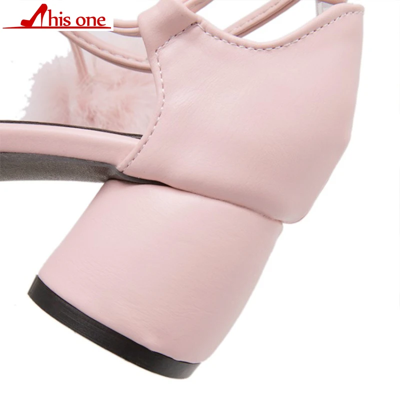Sexy 2018 Faux Fur pompon Decor Sandals Open Toe Ladies Gladiator Fur Sandal Sexy High Heels Ankle Strap Women Shoes size 35-47
Sexy 2018 Faux Fur pompon Decor Sandals Open Toe Ladies Gladiator Fur Sandal Sexy High Heels Ankle Strap Women Shoes size 35-47
