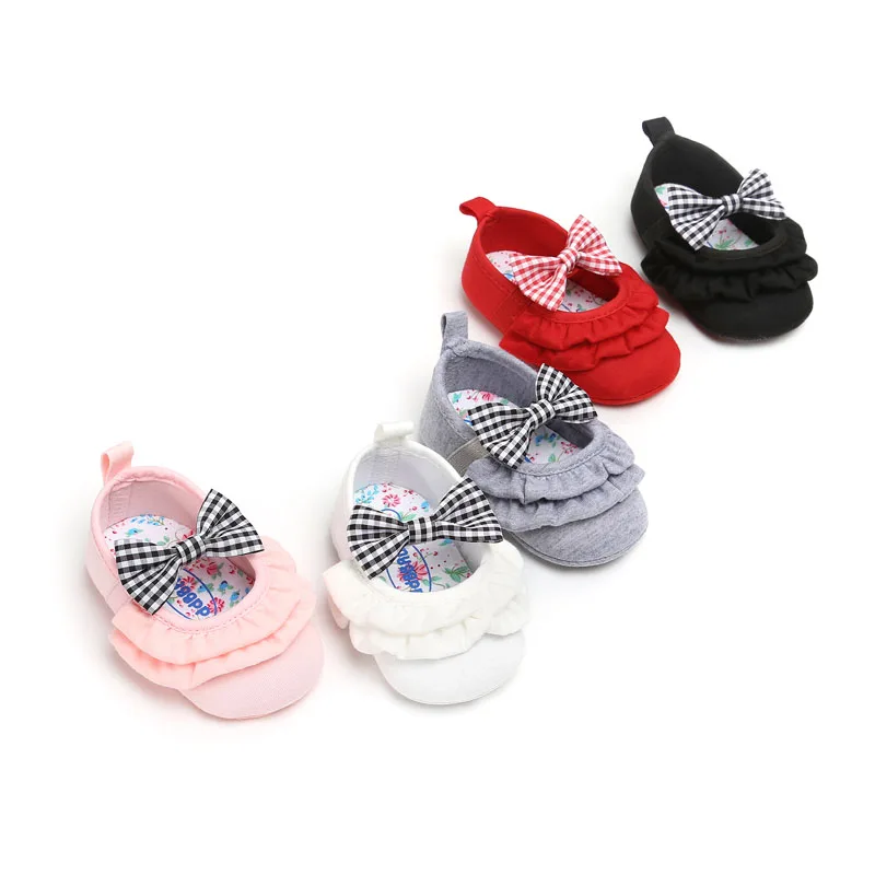New style Mary Jane Ballet Dress Cute Baby Toddler First Walkers Crib Shoes Infant Newborn cute bow lace Girls Princess shoes
New style Mary Jane Ballet Dress Cute Baby Toddler First Walkers Crib Shoes Infant Newborn cute bow lace Girls Princess shoes