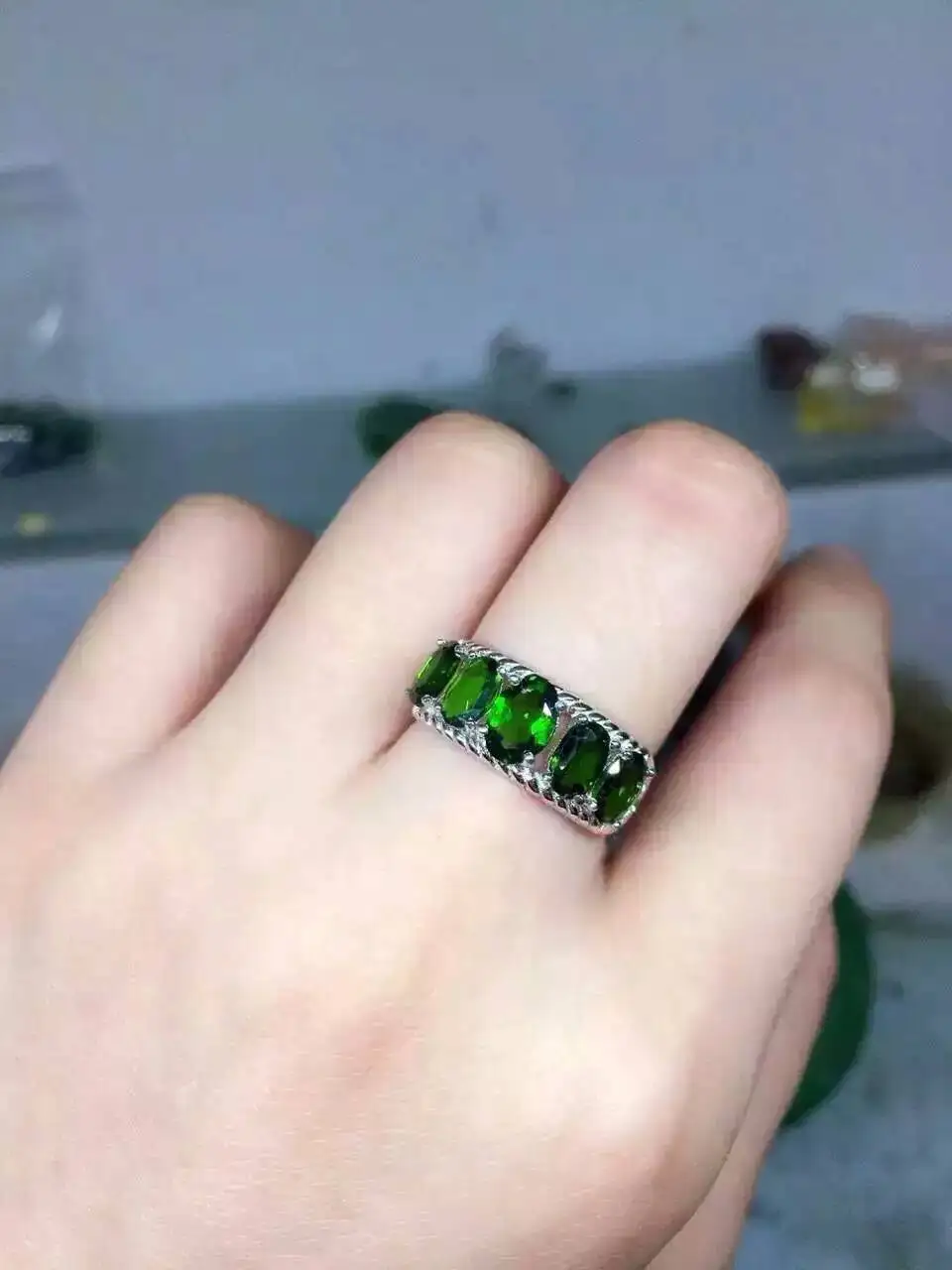 Natural green diopside stone Ring Natural gemstone Ring S925 sterling silver trendy Crude array women's girl party fine Jewelry
Natural green diopside stone Ring Natural gemstone Ring S925 sterling silver trendy Crude array women's girl party fine Jewelry